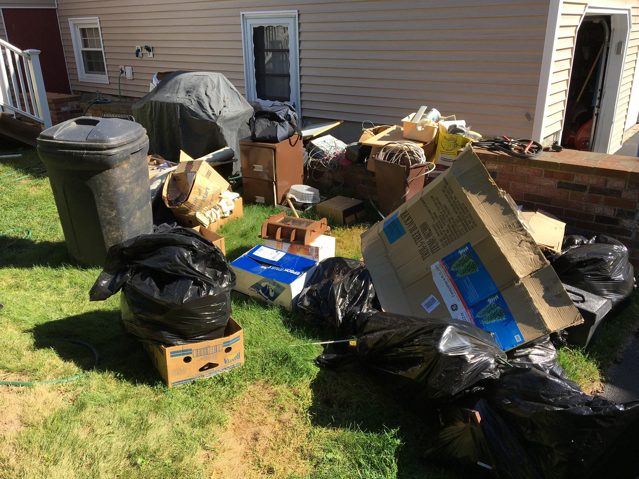 Eco-Friendly Junk Removal: How to Dispose of Waste Responsibly