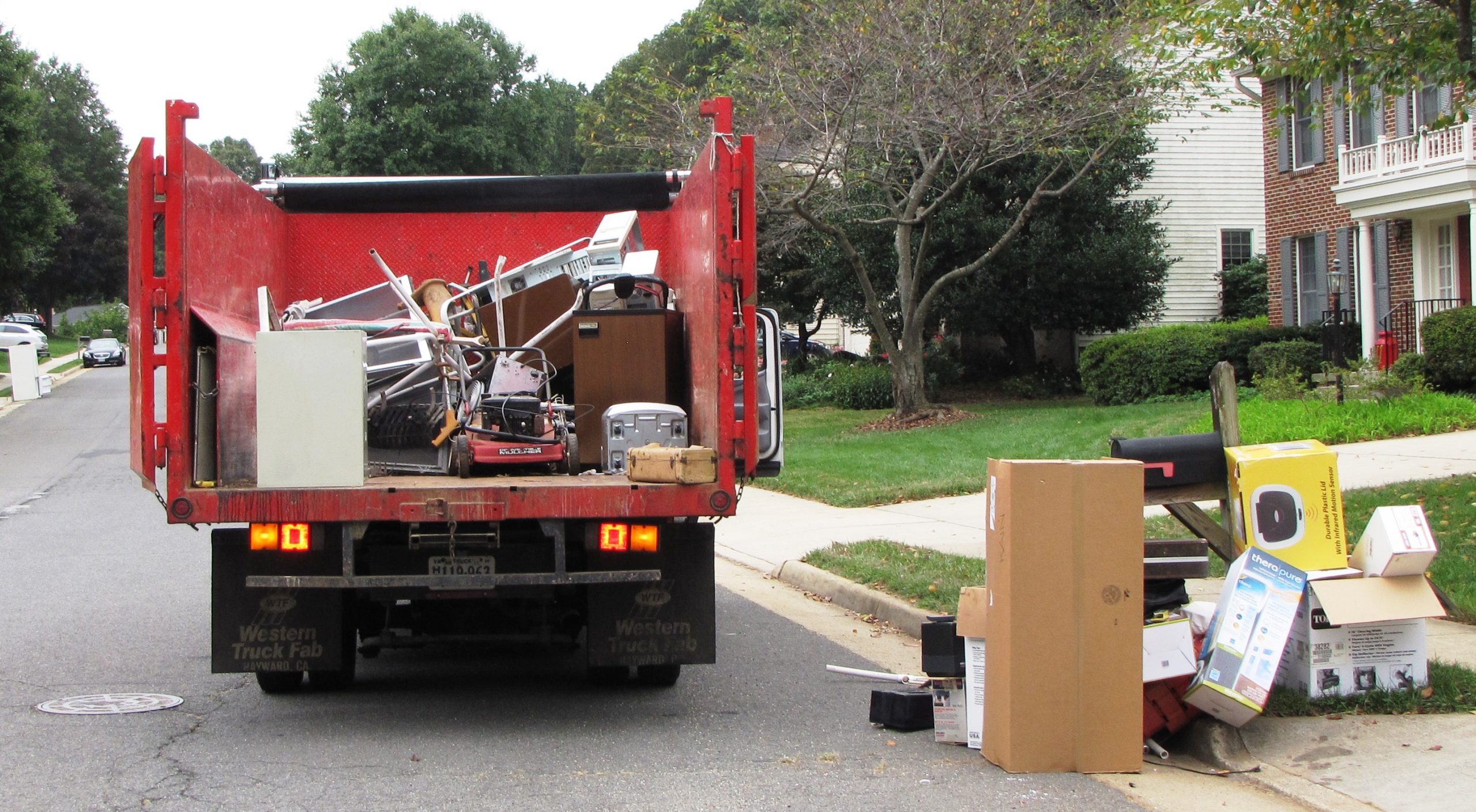 Tips for Finding Affordable Junk Hauling Services in Your Area